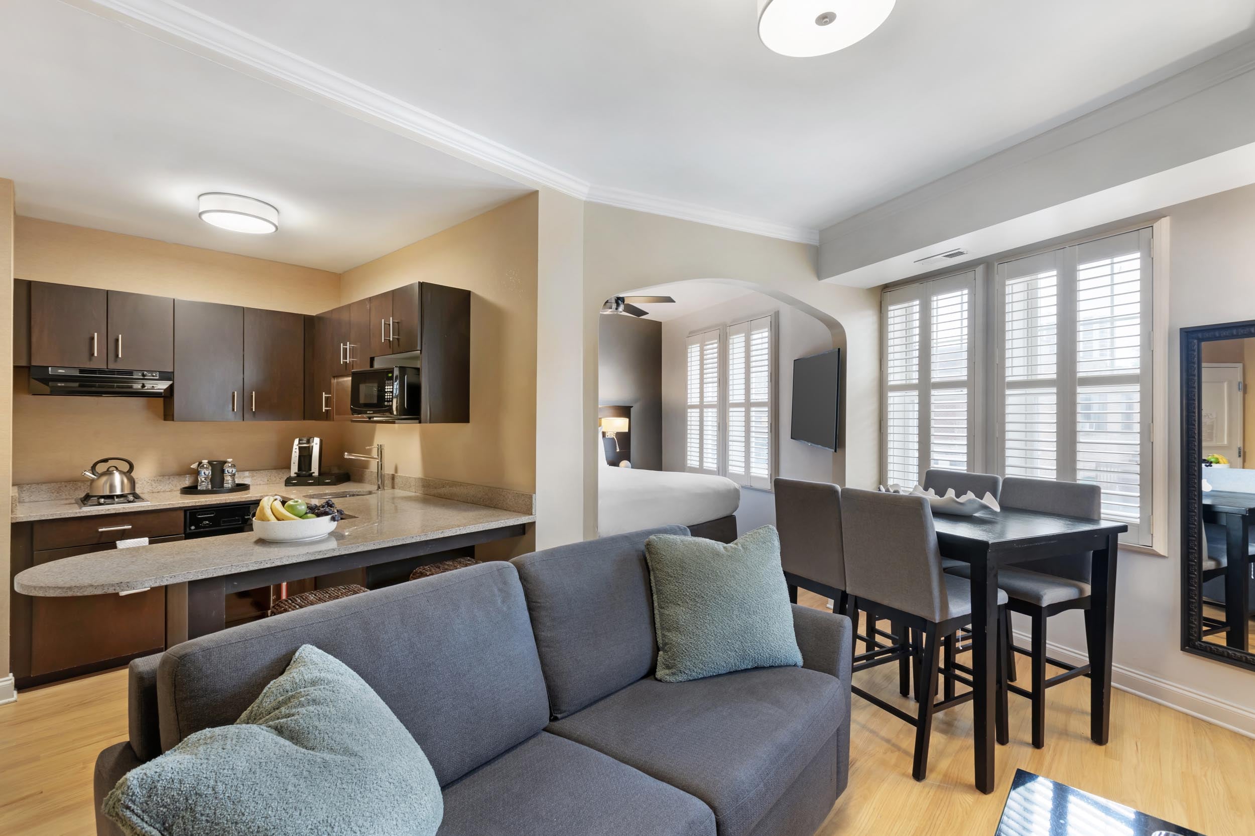 Best Western Plus Hawthorne Terrace Otel