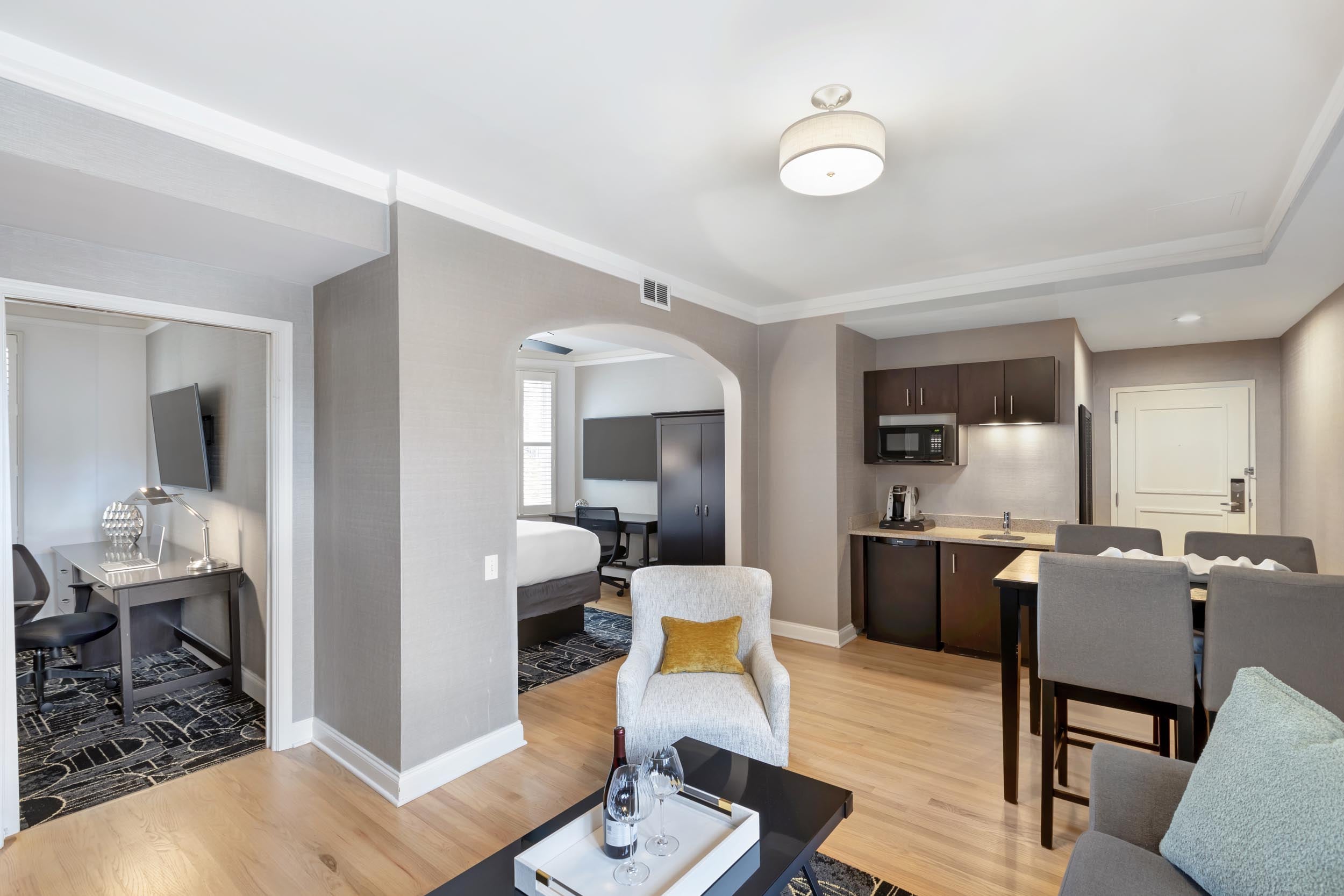 Best Western Plus Hawthorne Terrace Otel